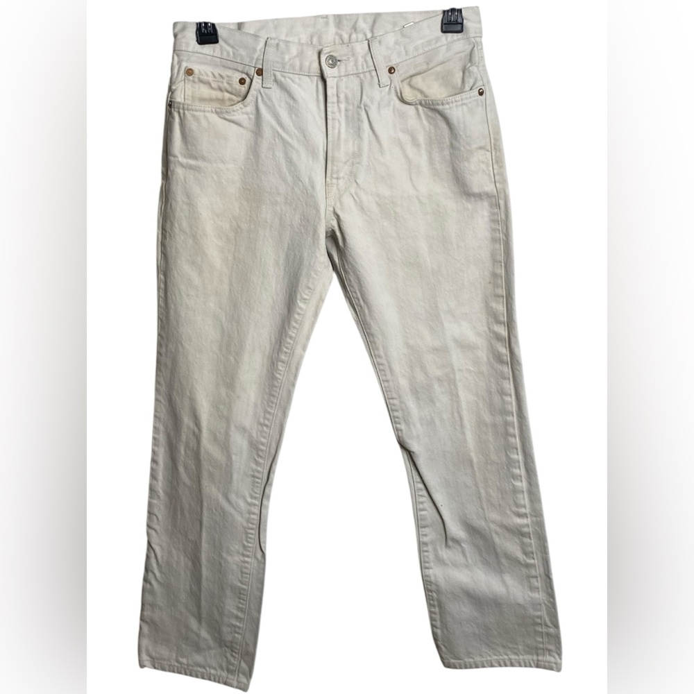 Uniqlo White Straight Jeans Classic Style